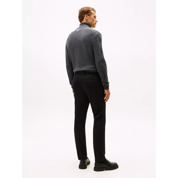 Tommy Hilfiger Slim Fit Black Chino Pants • 30 × 30 - Picture 5 of 10
